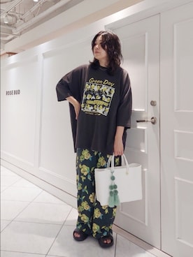 「GOOD ROCK SPEED（グッドロックスピード）の【ROSE BUD別注】(GOOD ROCK SPEED)GREENDAY TSHIRT（Tシャツ/カットソー、ブラック系）」を使った、pi001118さん（レディース・164cm）の夏コーディネート