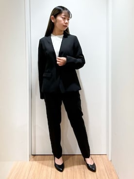 「grove（グローブ）のしなやかストレッチ イージーケアジャケット（ノーカラージャケット、ブラック系）」を使った、memeさん（レディース・149cm）の冬コーディネート