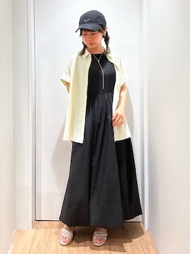 「grove（グローブ）の【雑誌掲載】お手入れ楽ちんが嬉しい機能付き！大人のキレイとろみシャツ（シャツ/ブラウス、イエロー系）」を使った、memeさん（レディース・149cm）の夏コーディネート
