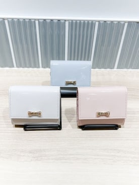 「grove（グローブ）のリボンエナメル三つ折り財布（財布、グリーン系）」を使った、memeさん（レディース・149cm）の冬コーディネート