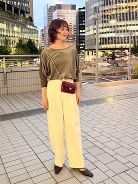 「NOLLEY’S Sophi（ノーリーズソフィ）のウォッシャブルチノカーブパンツ（チノパンツ、ホワイト系）」を使った、RIOさん（レディース・161cm）の夏コーディネート