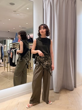 「NOLLEY’S Sophi（ノーリーズソフィ）のウォッシャブルストライプタックパンツ（その他パンツ、グリーン系）」を使った、RIOさん（レディース・161cm）の夏コーディネート