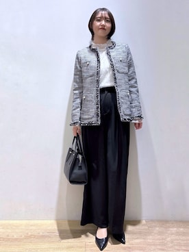 「アイテム（ノーカラージャケット、ブラック系）」を使った、mizukiさん（レディース・160cm）の冬コーディネート