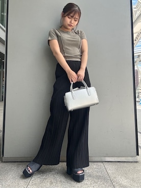 「アイテム（ボストンバッグ、シルバー系）」を使った、まっきーさん（レディース・145cm）の冬コーディネート