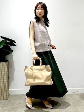 「アイテム（ボストンバッグ、ベージュ系）」を使った、Miwaさん（レディース・155cm）の秋コーディネート