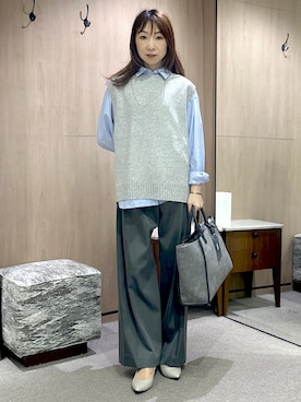 「UNTITLED（アンタイトル）の【6色展開/コットン100】カラーベーシックシャツ（シャツ/ブラウス、ブルー系）」を使った、Miwaさん（レディース・155cm）の秋コーディネート