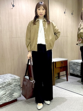 「UNTITLED（アンタイトル）のアイテム（シャツ/ブラウス）」を使った、Miwaさん（レディース・155cm）の秋コーディネート