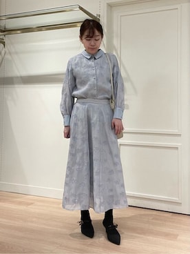 「LAURA ASHLEY（ローラアシュレイ）の【セットアップ可】ランズウィック柄刺繍ブラウス（シャツ/ブラウス、ブルー系）」を使った、rie⭐︎さん（レディース・153cm）の冬コーディネート