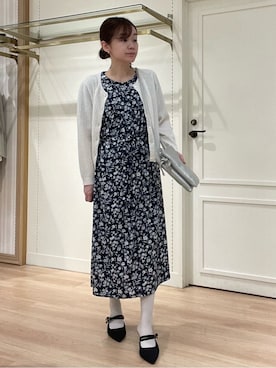 「LAURA ASHLEY（ローラアシュレイ）の【7分袖／洗える】アイレット入りカーディガン（カーディガン/ボレロ、ホワイト系）」を使った、rie⭐︎さん（レディース・153cm）の春コーディネート