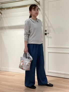 「LAURA ASHLEY（ローラアシュレイ）の【シーウール】フリルカラーニットプルオーバー（ニット/セーター、グレー系）」を使った、rie⭐︎さん（レディース・153cm）の秋コーディネート