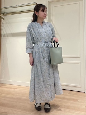 「LAURA ASHLEY（ローラアシュレイ）の【洗える／同柄アイテムあり】ハービー フィールド柄ワンピース（ワンピース、ブルー系）」を使った、rie⭐︎さん（レディース・153cm）の春コーディネート