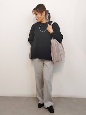 「OPAQUE.CLIP（オペークドットクリップ）の【前後2WAY】メタル×フェイクパールスライドネックレス（ネックレス、ゴールド系）」を使った、エーさん（レディース・160cm）の冬コーディネート