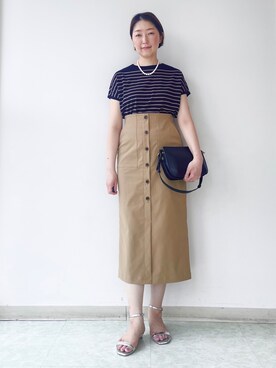 「UNTITLED（アンタイトル）の【9色展開/アンサンブル可/洗える】コットンベーシックニット（ニット/セーター、ブラック系）」を使った、aliceさん（レディース・166cm）の春コーディネート