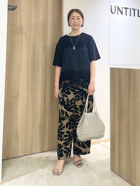 「UNTITLED（アンタイトル）の【ウエストゴム/秋色】リーフプリントワイドパンツ（その他パンツ、ベージュ系）」を使った、aliceさん（レディース・166cm）の夏コーディネート
