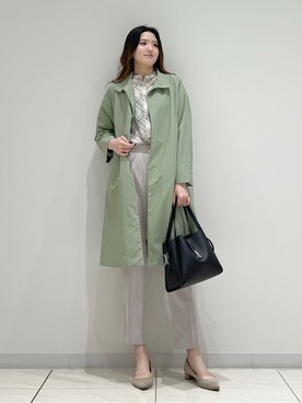 「INDIVI（インディヴィ）の【2WAY／シアー】バイアスチェック柄＆無地 カシュクールシャツ（シャツ/ブラウス、ベージュ系）」を使った、T.Kさん（レディース・171cm）の春コーディネート