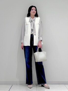 「INDIVI（インディヴィ）の【洗える】ジョーゼットボウタイブラウス（シャツ/ブラウス、グレー系）」を使った、T.Kさん（レディース・171cm）の春コーディネート