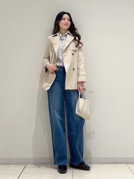 「INDIVI（インディヴィ）の【2WAY／洗える】ラメストライプ コットン混シャツ（シャツ/ブラウス、ブルー系）」を使った、T.Kさん（レディース・171cm）の春コーディネート