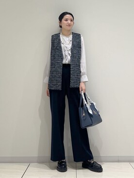 「アイテム（スーツパンツ）」を使った、T.Kさん（レディース・171cm）の冬コーディネート