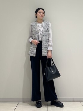 「アイテム（スーツパンツ）」を使った、T.Kさん（レディース・171cm）の冬コーディネート