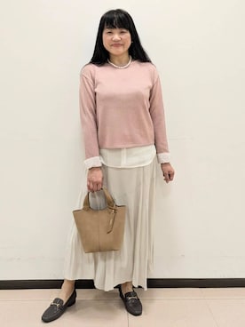 「esche（エッシュ）のアイテム」を使った、ともさん（レディース・165cm）の冬コーディネート