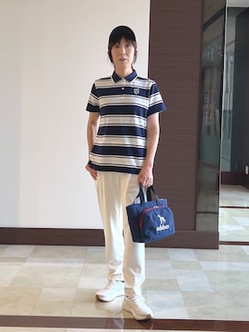 「adabat（アダバット）の【ADABAT NAVY】UVカット ランダムボーダー半袖ポロシャツ（ポロシャツ、ブルー系）」を使った、サンタクさん（レディース・164cm）の春コーディネート