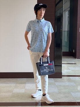 「adabat（アダバット）の【ADABAT NAVY】吸水速乾/UVカット　ロゴサマープリント半袖ポロシャツ（Tシャツ/カットソー、ブルー系）」を使った、サンタクさん（レディース・164cm）の春コーディネート