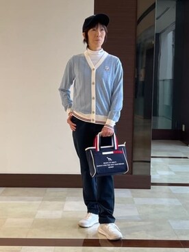 「adabat（アダバット）の【ADABAT NAVY】ケーブルニットUVカーディガン（カーディガン/ボレロ、ブルー系）」を使った、サンタクさん（レディース・164cm）の冬コーディネート