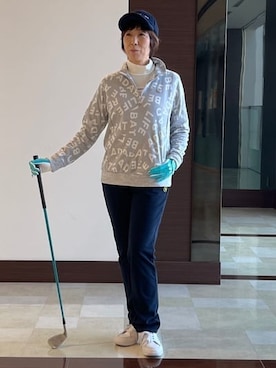 「アイテム（その他、ブルー系）」を使った、サンタクさん（レディース・164cm）の秋コーディネート