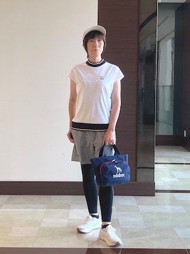 「adabat（アダバット）の【ADABAT NAVY】吸水速乾/接触冷感 フレンチスリーブモックT（Tシャツ/カットソー、ホワイト系）」を使った、サンタクさん（レディース・164cm）の春コーディネート