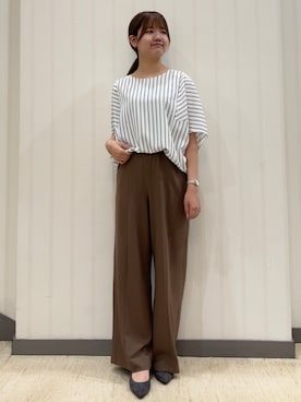 「INDIVI（インディヴィ）の【UVケア／接触冷感】ジョーゼットドルマンブラウス（シャツ/ブラウス、ホワイト系）」を使った、ちひさん（レディース・162cm）の夏コーディネート