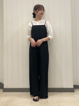 「INDIVI（インディヴィ）の【シアー／軽羽織】ドルマン袖ニットカーディガン（カーディガン/ボレロ、ホワイト系）」を使った、ちひさん（レディース・162cm）の夏コーディネート