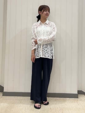 「INDIVI（インディヴィ）の【褒められパンツ／洗える】ウエストゴムワイドタックパンツ（その他パンツ、ブルー系）」を使った、ちひさん（レディース・162cm）の夏コーディネート