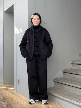 「40ｃｔ＆525（フォーティーカラッツアンドゴーニーゴ）の【Sサイズ～】カツラギストレートパンツ（その他パンツ、ブラック系）」を使った、jinnoさん（レディース）の冬コーディネート