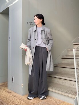 「TAKEO KIKUCHI（タケオキクチ）のカシミヤブレンド ビーバー調ステンカラーコート（ステンカラーコート、グレー系）」を使った、jinnoさん（レディース）の冬コーディネート