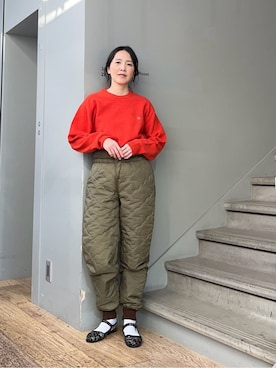 「TAKEO KIKUCHI（タケオキクチ）の【Air Palette Knit】ワンポイント カラーニット プルオーバー（ニット/セーター、オレンジ系）」を使った、jinnoさん（レディース）の冬コーディネート