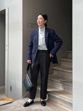 「アイテム（ビジネスシャツ、グリーン系）」を使った、jinnoさん（メンズ・165cm）の冬コーディネート