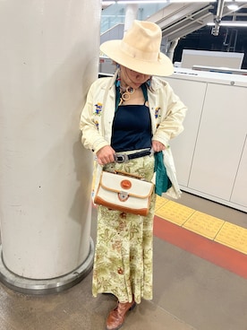 「VINTAGE（ヴィンテージ）のアイテム（帽子）」を使った、nacchimoさん（レディース・155cm）の春コーディネート