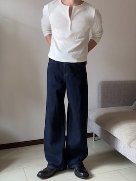 「UNIQLO（ユニクロ）のアイテム（Tシャツ/カットソー、ホワイト系）」を使った、Tさん（メンズ・172cm）の秋コーディネート