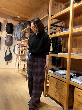 「EKAL（エカル）のジャガードニットポロプルオーバー（ニット/セーター、ブラック系）」を使った、いわさん（レディース・157cm）の秋コーディネート