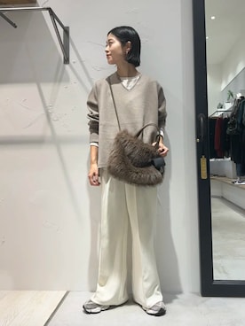 「YECCA VECCA（イェッカヴェッカ）のアイテム」を使った、YECCA VECCAさん（レディース・156cm）の秋コーディネート