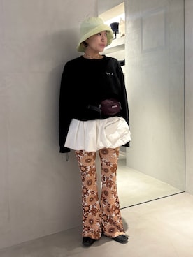 「柄パンツ」｜akiさん（レディース・156cm）の春コーディネート