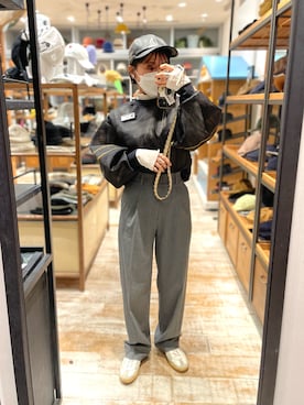 「OVERRIDE」｜「アイテム（スラックス）」を使った、akiさん（レディース・156cm）の冬コーディネート