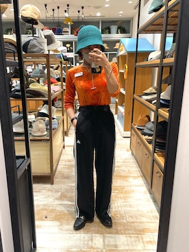 「OVERRIDE」｜「アイテム（アクセサリー）」を使った、akiさん（レディース・156cm）の春コーディネート