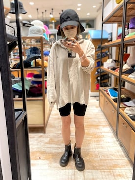 「OVERRIDE」｜「アイテム（スウェット）」を使った、akiさん（レディース・156cm）の秋コーディネート