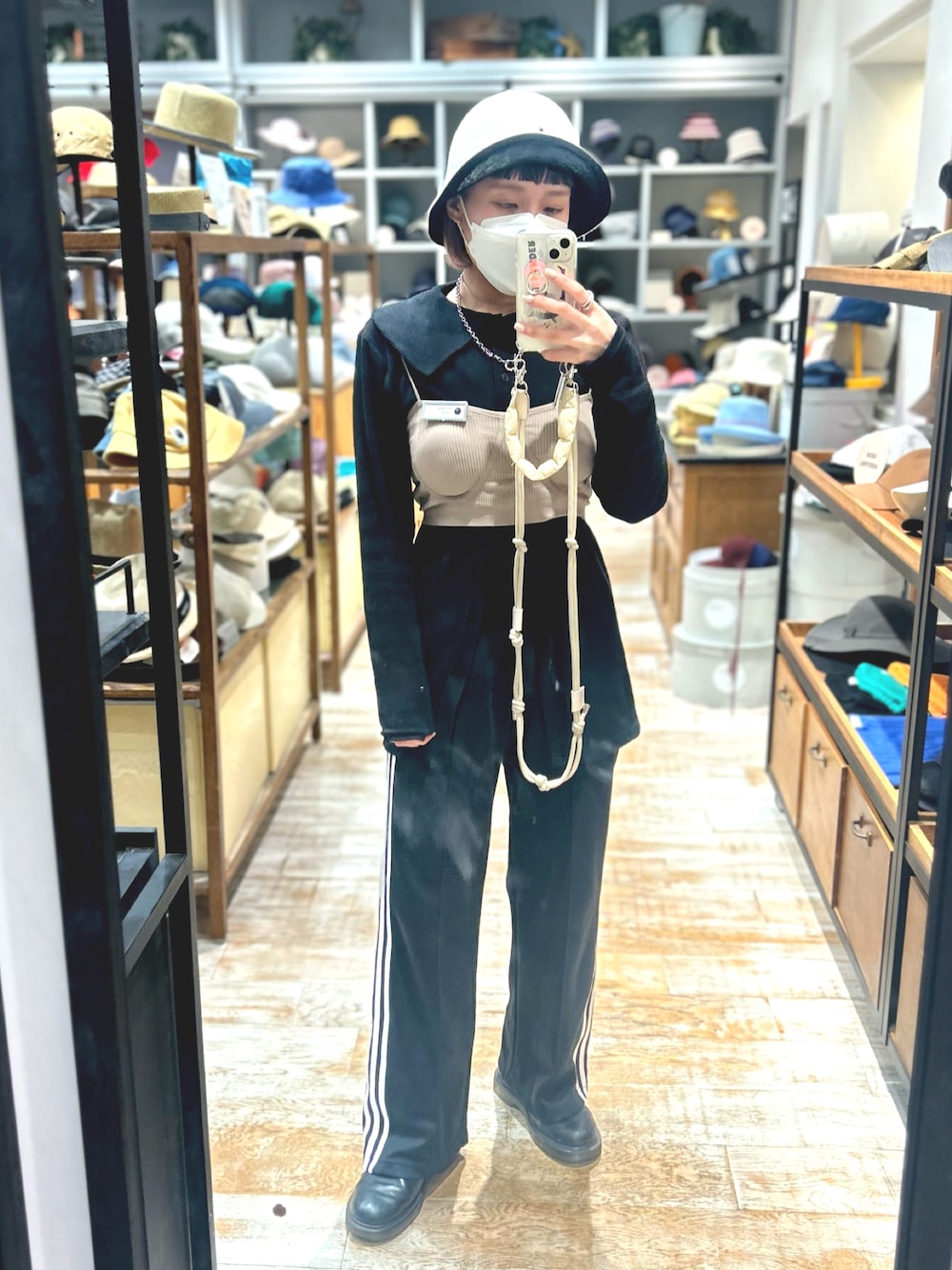 FEKETE（フェケテ）の「BIG COLLAR RIB KNIT CARDIGAN / ビッグ
