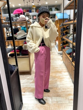 「OVERRIDE」｜「アイテム（スラックス）」を使った、akiさん（レディース・156cm）の秋コーディネート