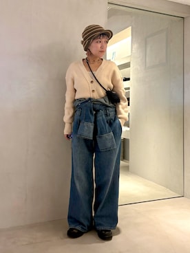 「アイテム（オールインワン・サロペット）」を使った、akiさん（レディース・156cm）の冬コーディネート