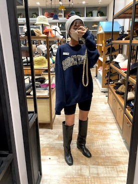 「OVERRIDE」｜「アイテム（スウェット）」を使った、akiさん（レディース・156cm）の秋コーディネート