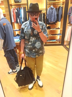 何子立さんのコーディネート