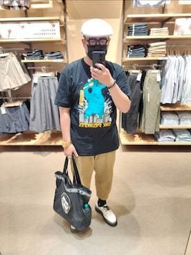 何子立さんのコーディネート